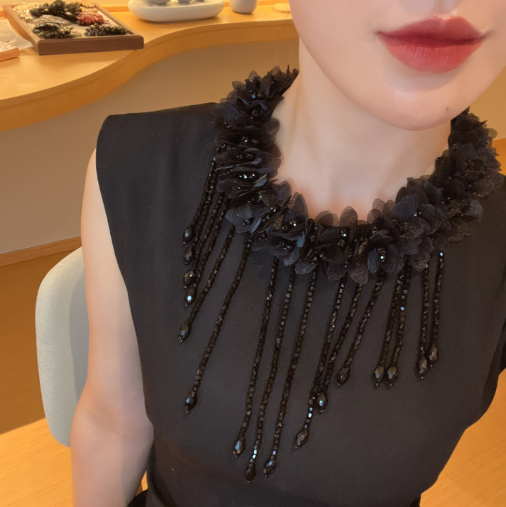 新款水晶流苏婉约大气绢花绑带款AZ930