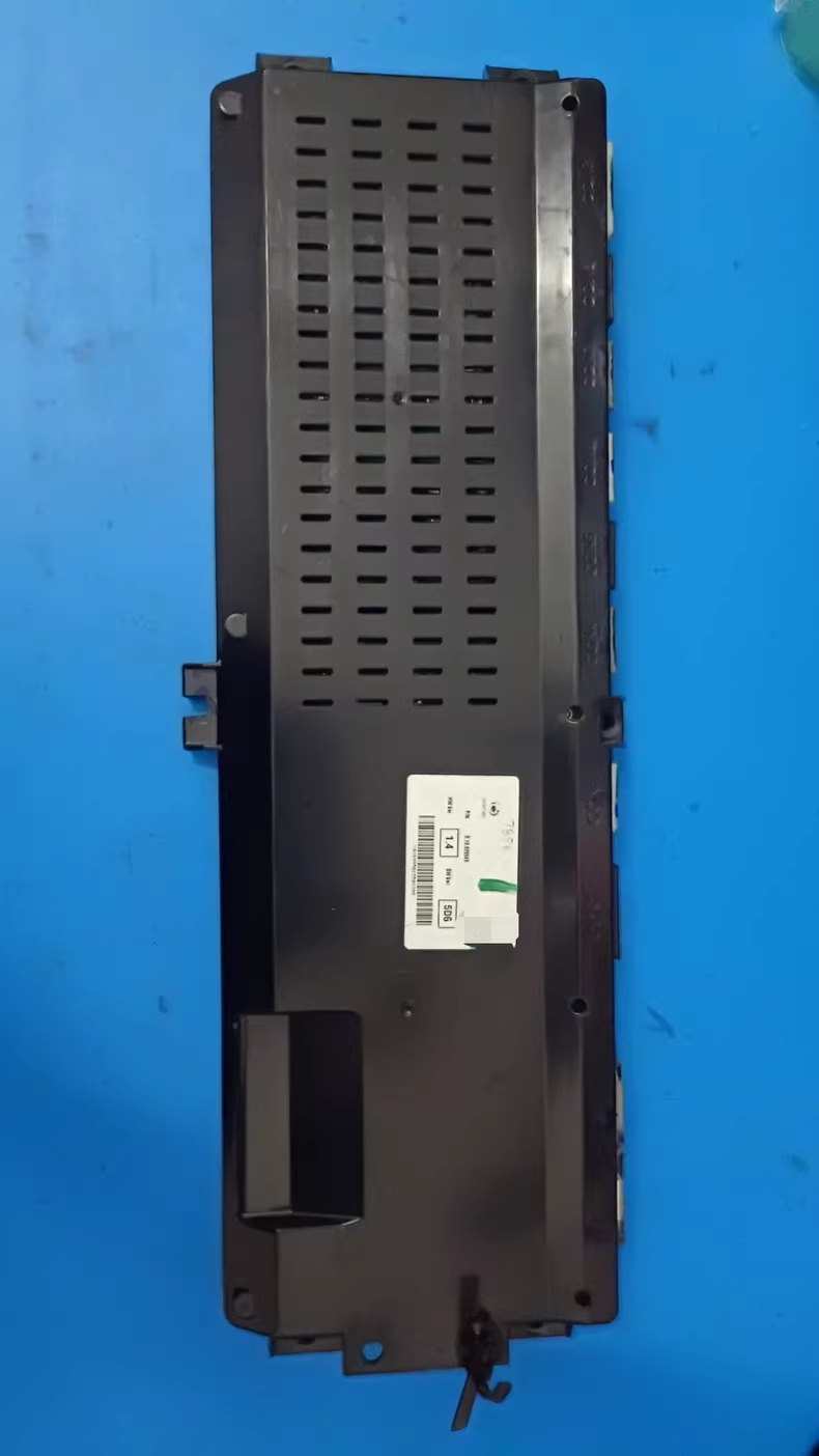 大众原装液晶仪表盘，型号19D920310A，纯原厂拆车件，成色如图，