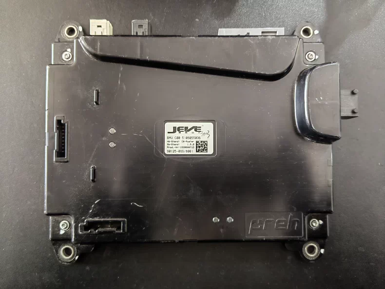 拆机JEVE捷威动力电池管理系统BMS， 整套分别有1个