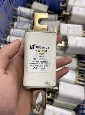 西安中熔熔断器RS306-01 FT5Z 400A DC1000V400A 高压直流保险丝
