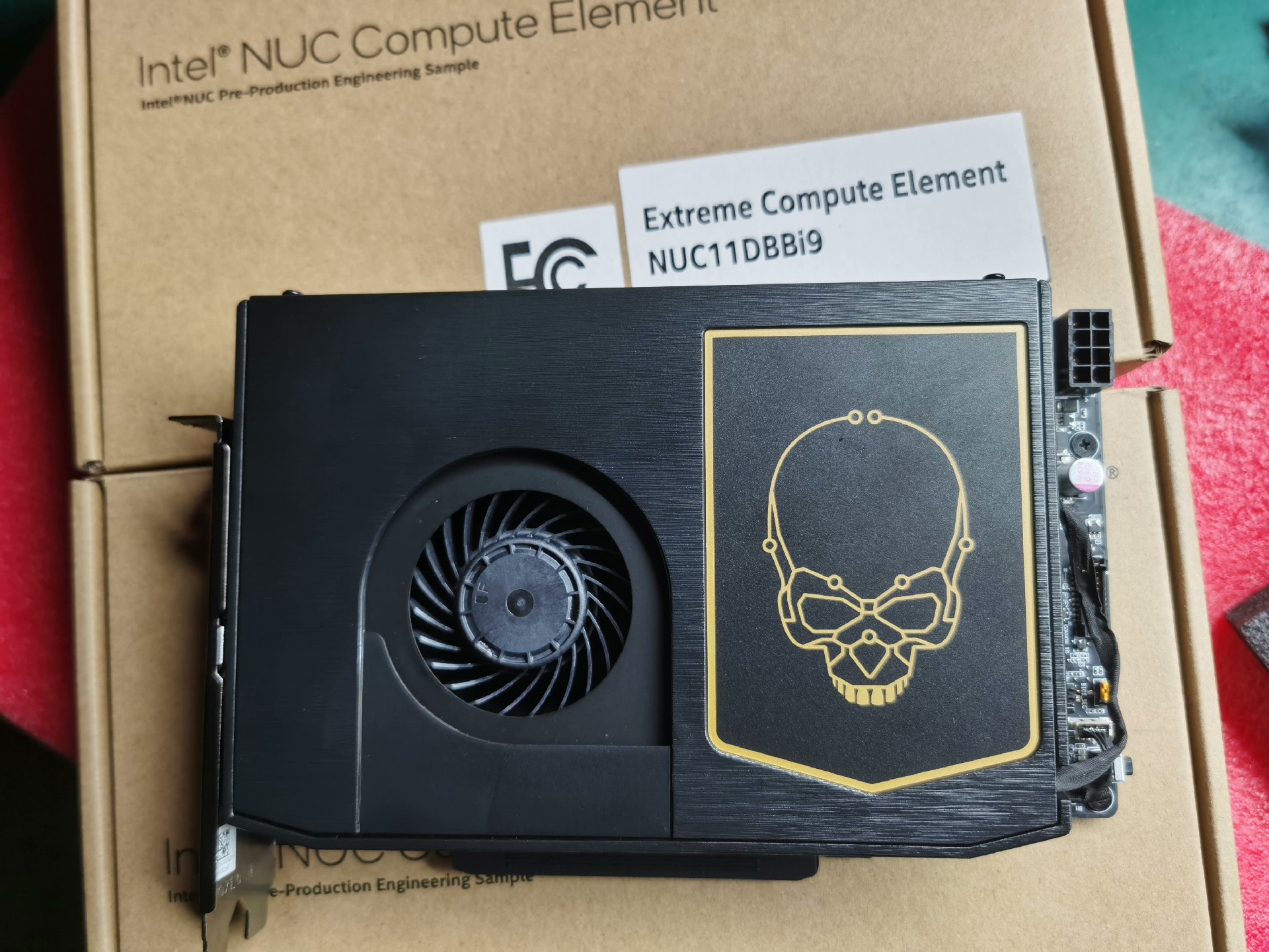英特尔NUC猛兽峡谷 i9-11900BK 算力卡NUC11