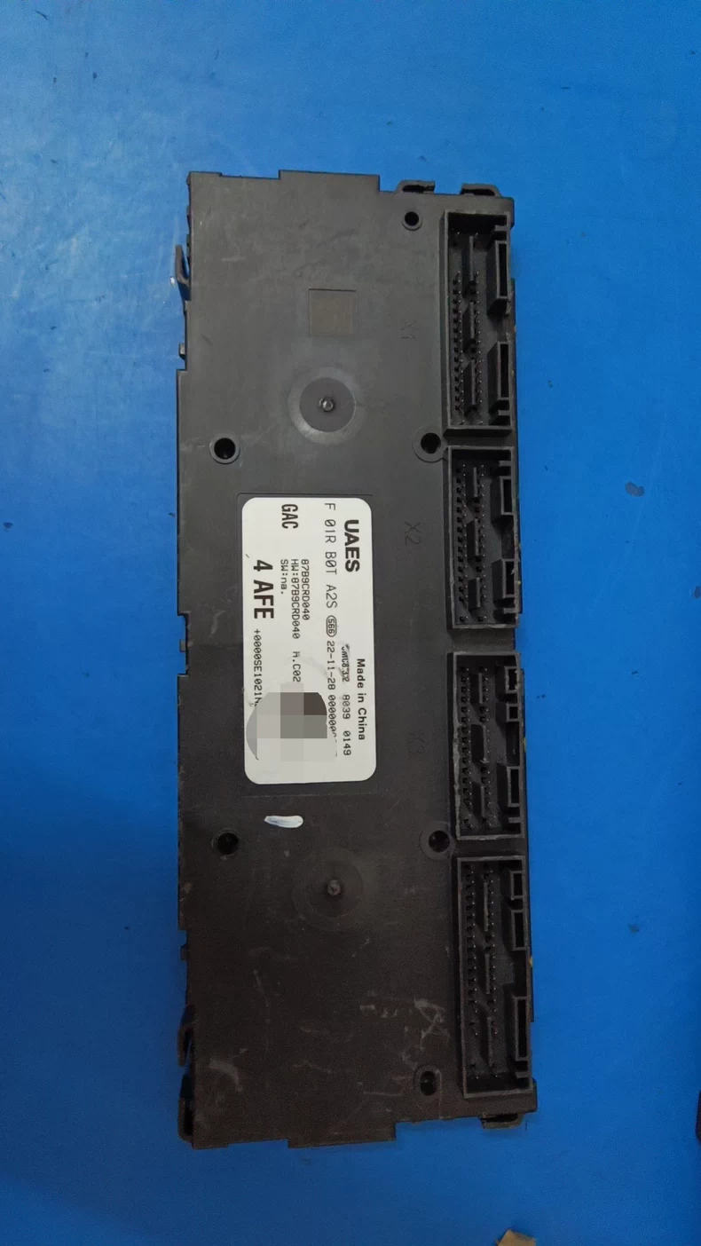 UAES MC8:32 Made in China8039 0149 F 01R BOT A2S566 22