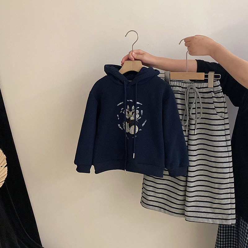 儿童卫衣2025秋冬新款女童连帽卫衣抓绒外套条纹抓绒裤子两件套装