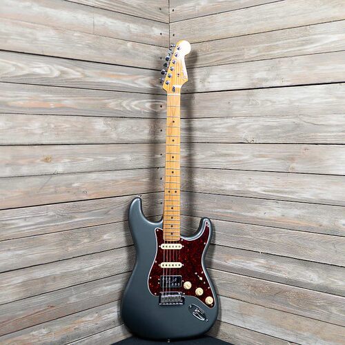 Fender芬达单单双电吉他