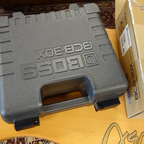 BOSS电源适配器PCS-20A