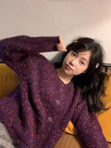 紫色波点复古毛衣外套女2024年秋冬新款宽松圆领针织开衫上衣外搭