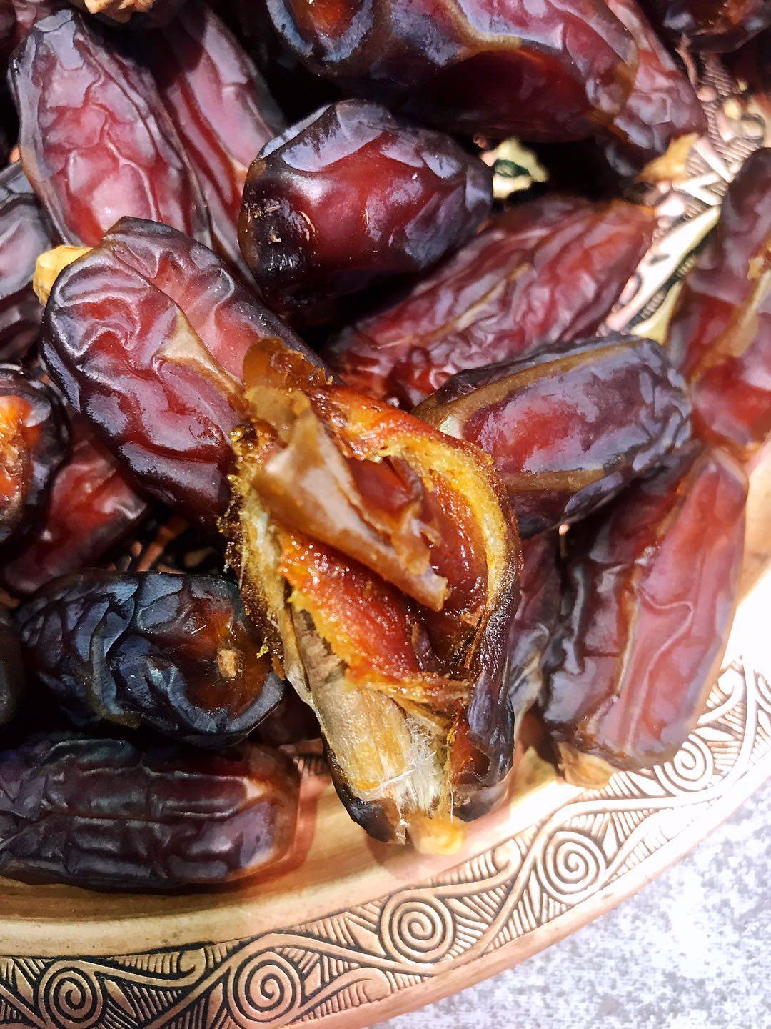 沙特阿拉伯椰枣 干枣 红枣saudi arabia date麦地那红枣棕榈果干