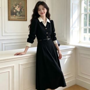 春秋季小香风高级感黑色长袖连衣裙女假两件polo领收腰撞色长裙子