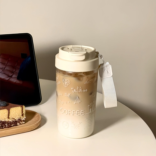 女生高颜值夏天外出携带高硼硅咖啡玻璃水杯子耐高温食品级吸管杯