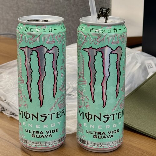 0卡0糖 日本日版Monster蓝魔爪番石榴味运动能量碳酸饮料355ml
