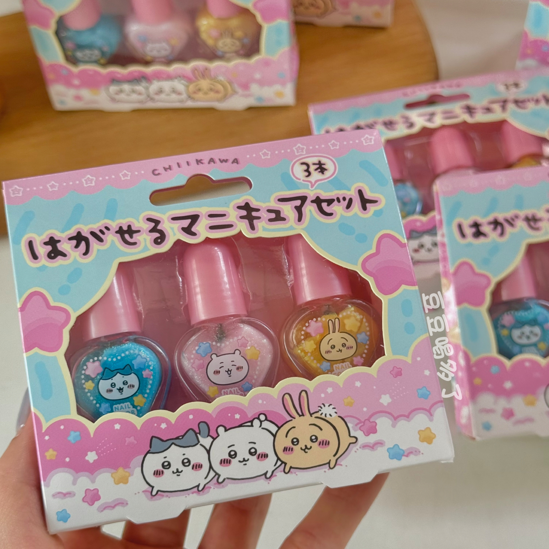 国现正品 Race吉伊卡哇Chiikawa温水可撕式儿童指甲油3色组不伤甲