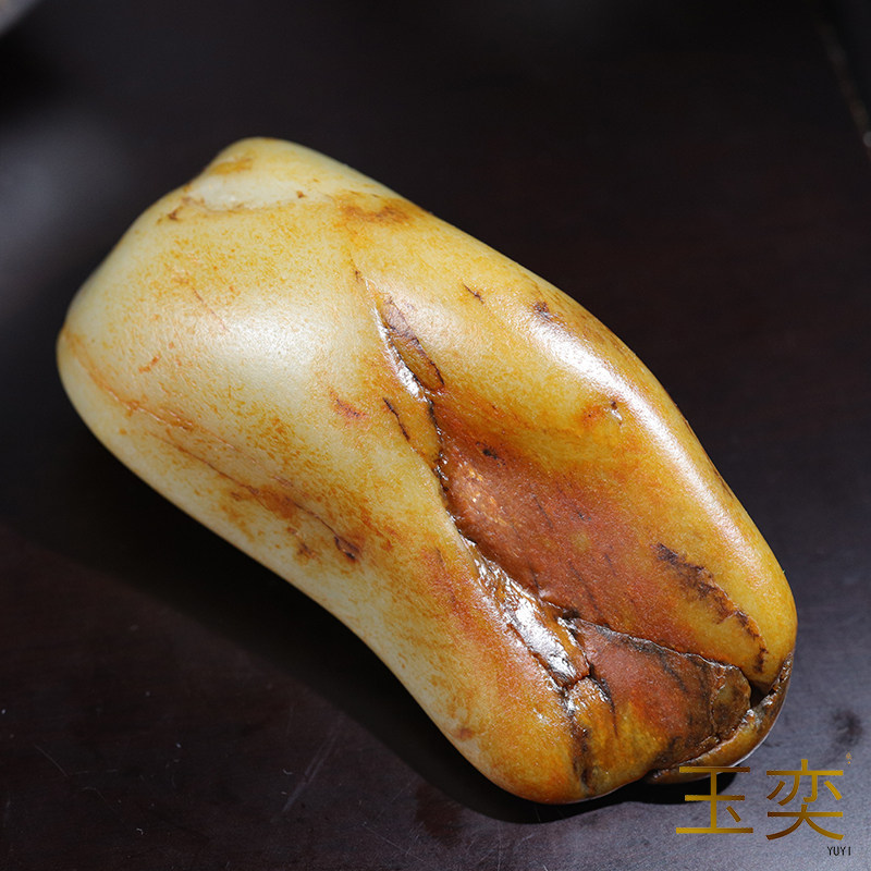 新疆和田玉洒金皮籽料原石定制