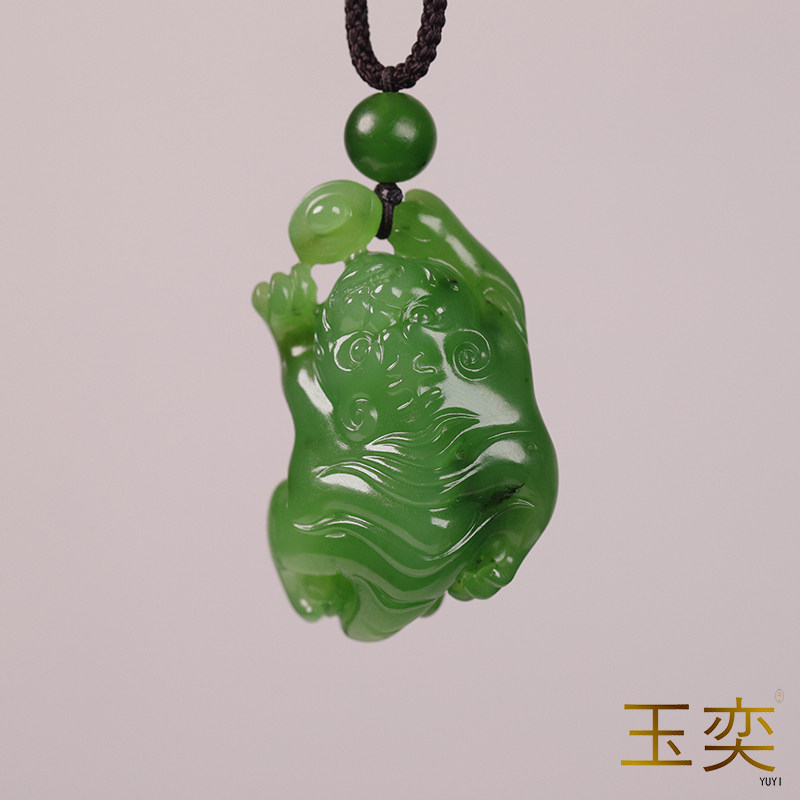 玉奕俄罗斯碧玉苹果绿玉虎挂件
