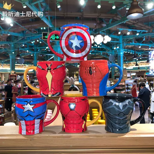 Шанхайский Дисней Капитан Спейдер -Человек Железный Человек Черная Пантера Мультфильм мультфильм Марк Кубок Керамический чашка с водяной чашкой