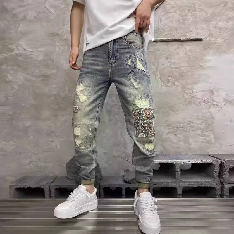 春秋季新款破洞贴布牛仔裤男时尚潮流韩版修身小脚裤个性乞丐裤潮