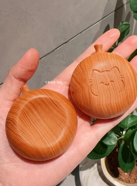 天然无漆无蜡崖柏木雕凹扁猫咪手把件潮玩手办可爱