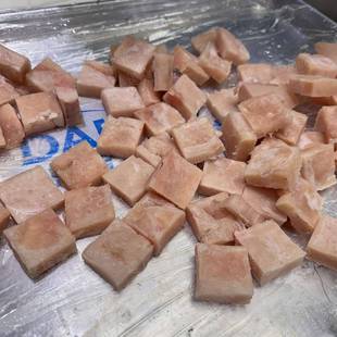 W鸡胸肉切块机大型商用 预制菜加工车间切块机连续出料牛肉切块机