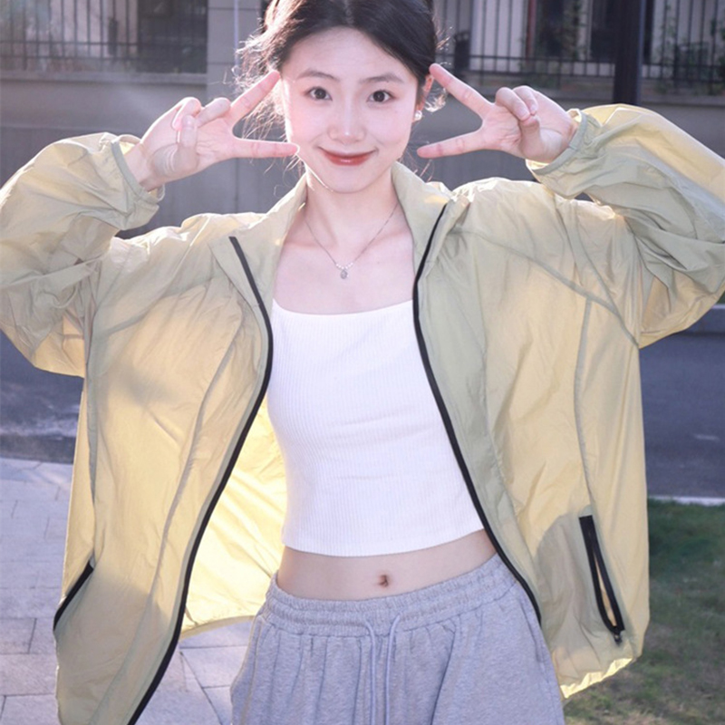 防晒衣女夏季2025新款轻薄宽松设计感防紫外线透气薄款运动外套潮