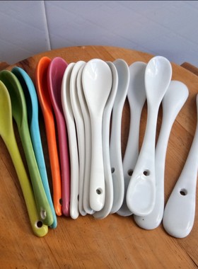 陶瓷白瓷勺鱼子酱勺 彩色白色小汤勺子 婴儿喂养吃饭 调味调料匙