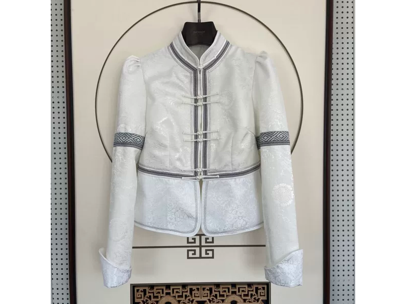 春秋高端蒙古服装女民族小香风蒙古族上衣新款日常生活装热卖