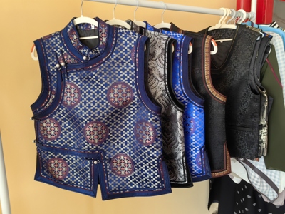 蒙古族男士马甲新款四季民族风马夹舞蹈演出蒙族宽松坎肩日常装