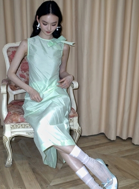 【正确版shushutoug圣诞穿搭】薄荷绿蝴蝶结上衣显瘦修身直筒半裙