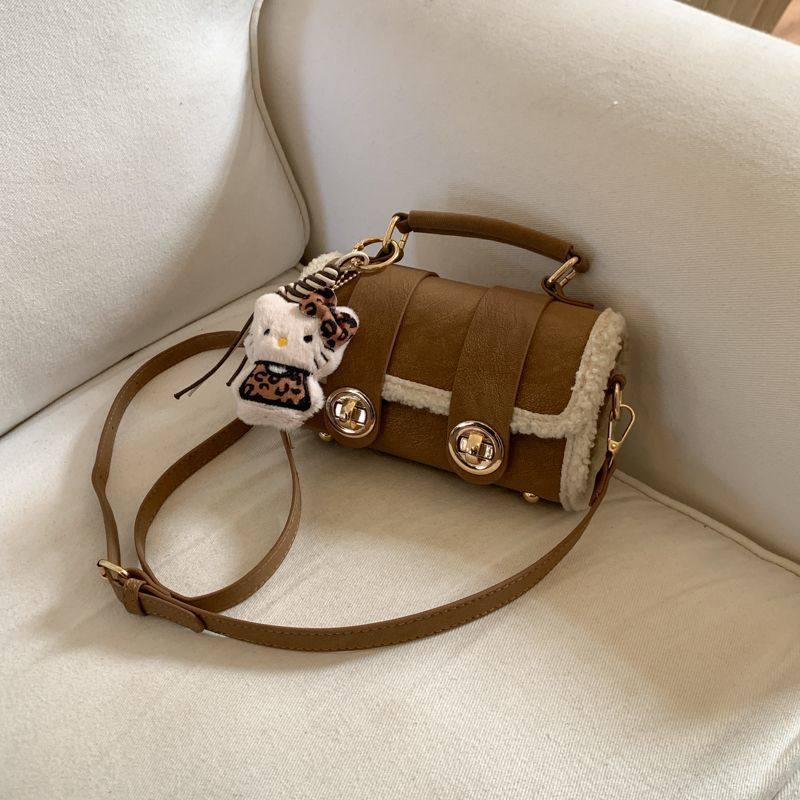 2025新款毛绒波士顿包女式高级质感单肩斜挎包精致百搭韩版小方包,箱包皮具/热销女包/男包,腋下包,淘宝优惠券,粉丝福利购,淘宝优惠卷