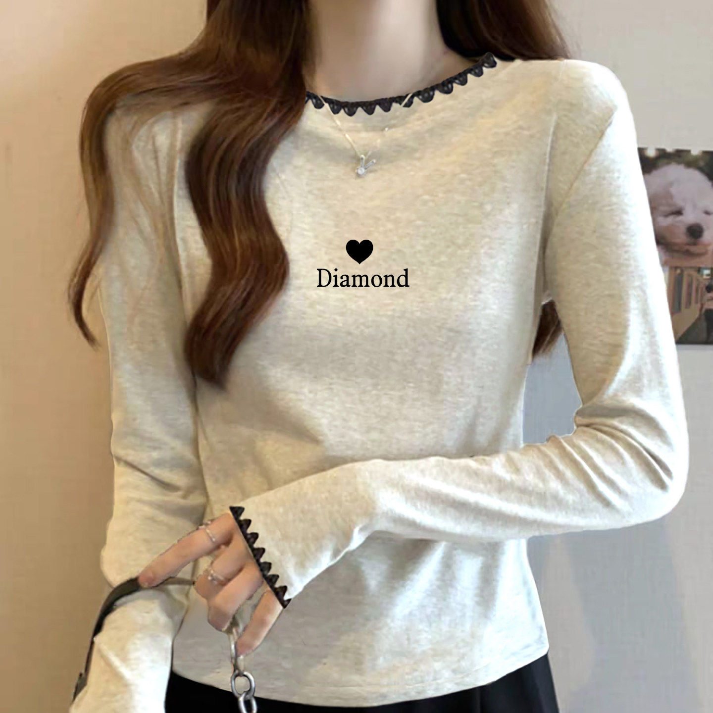 早春薄款上衣纯棉长袖t恤女打底衫2026新款今年流行爆款正肩灰色