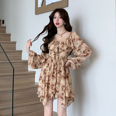 现货现货2024早秋 新款度假风碎花连衣裙不规则A字裙摆打底内搭裙