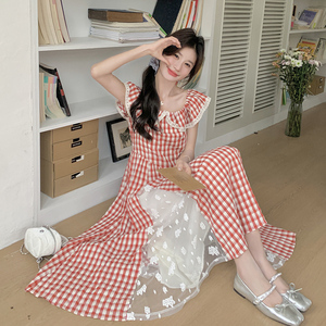 温柔甜美显瘦浪漫蕾丝拼接格子长裙夏季新款超仙绝美气质连衣裙女图片