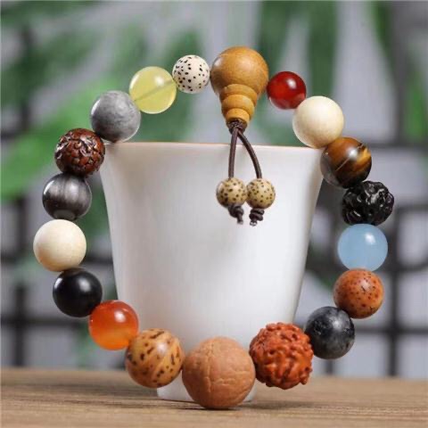 十八籽手串手链佛珠绿檀