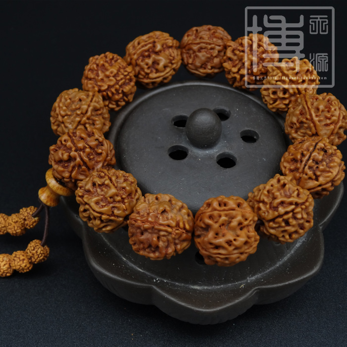 尼泊尔五5瓣金刚菩提子佛珠手串盘龙纹梅花桩飞碟桩金刚菩提手链