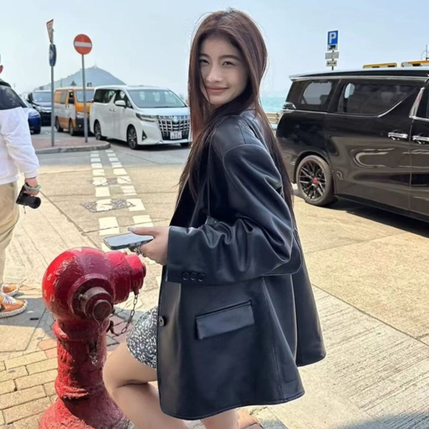 2025春秋新款港风复古黑色皮衣外套女设计高级感PU皮西装宽松上衣