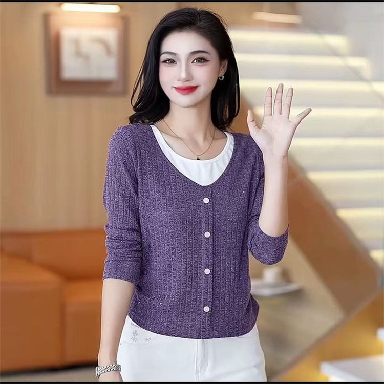 中青年妈妈设计感假两件长袖针织衫女V领纽扣开衫减龄紫色上衣服