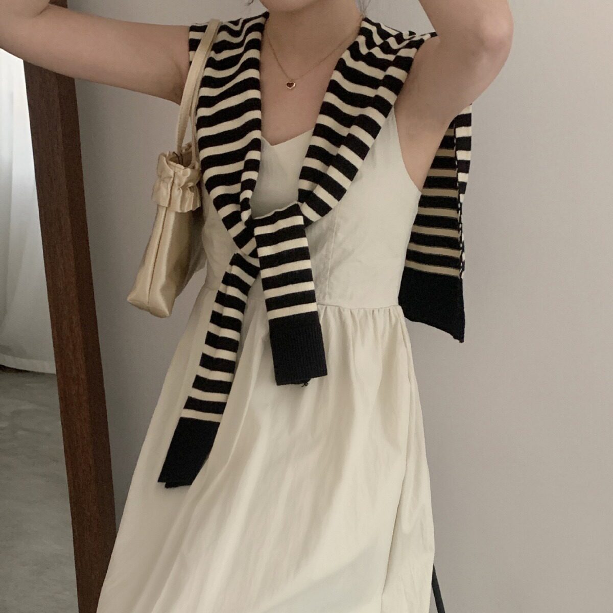 厂家直销女款春夏披肩防晒条纹外搭针织拼接假领子小搭肩坎肩百搭