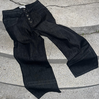 黑色12oz复古设计弯刀牛仔裤