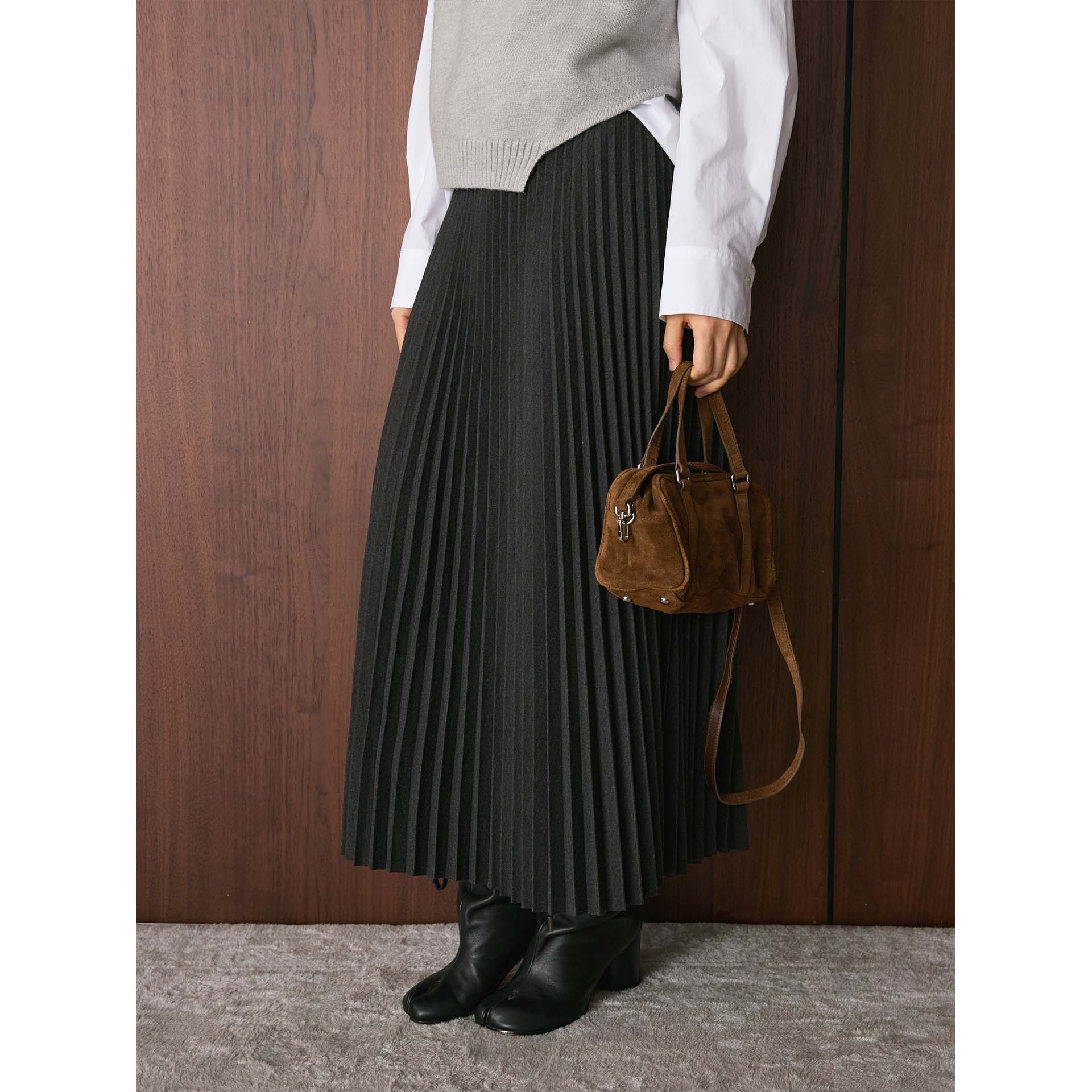 肆·复古松紧腰垂感褶皱半裙A字显瘦好搭长裙女