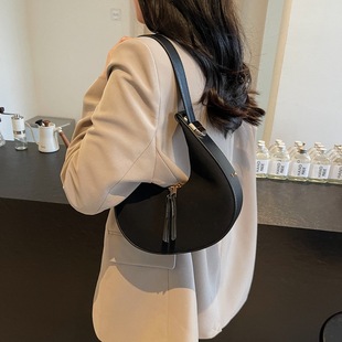 高级感小众设计女士复古今年流行包包手提单肩 腋下包女2025新款