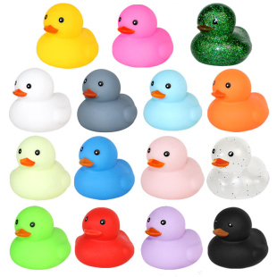 发声小鸭子玩具洗澡玩具宝宝儿童洗澡沐浴戏水玩具可爱小黄鸭配件