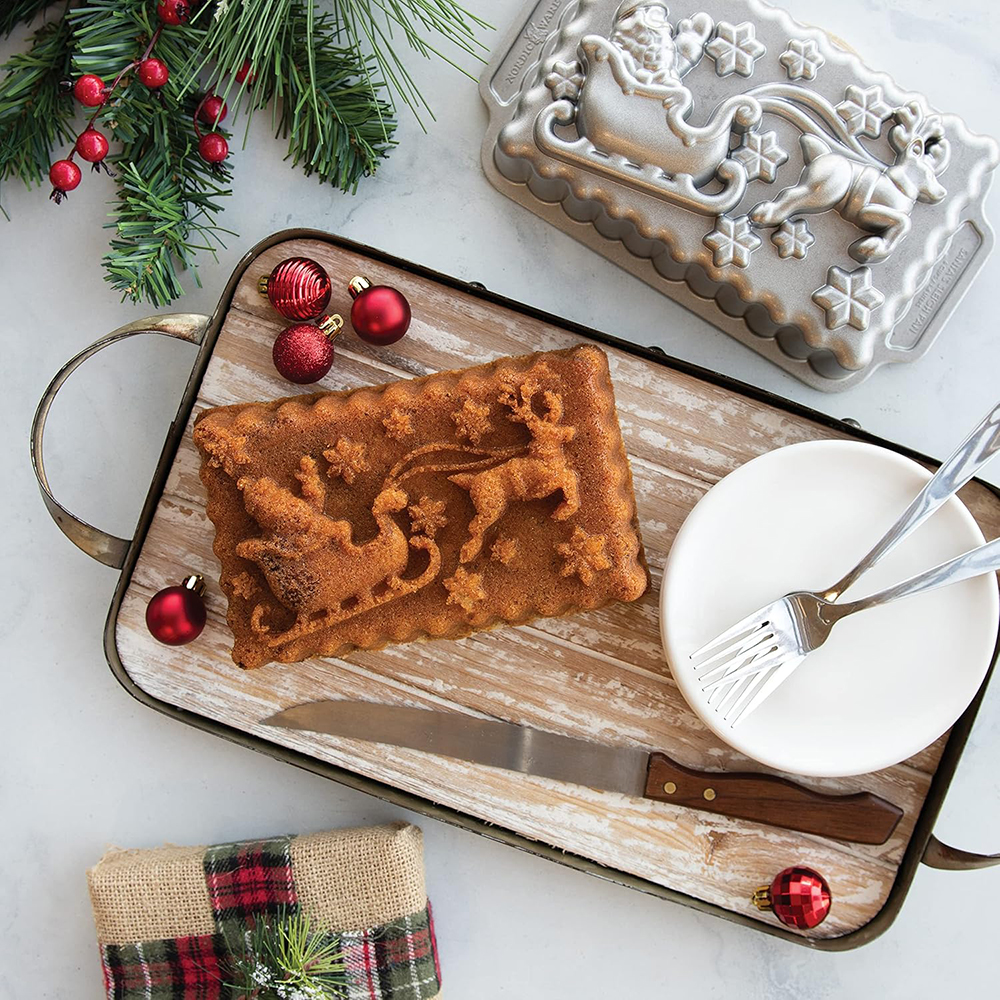 现货 美国 Nordic Ware 圣诞老人雪橇磅蛋糕不粘烘焙模具Loaf Pan