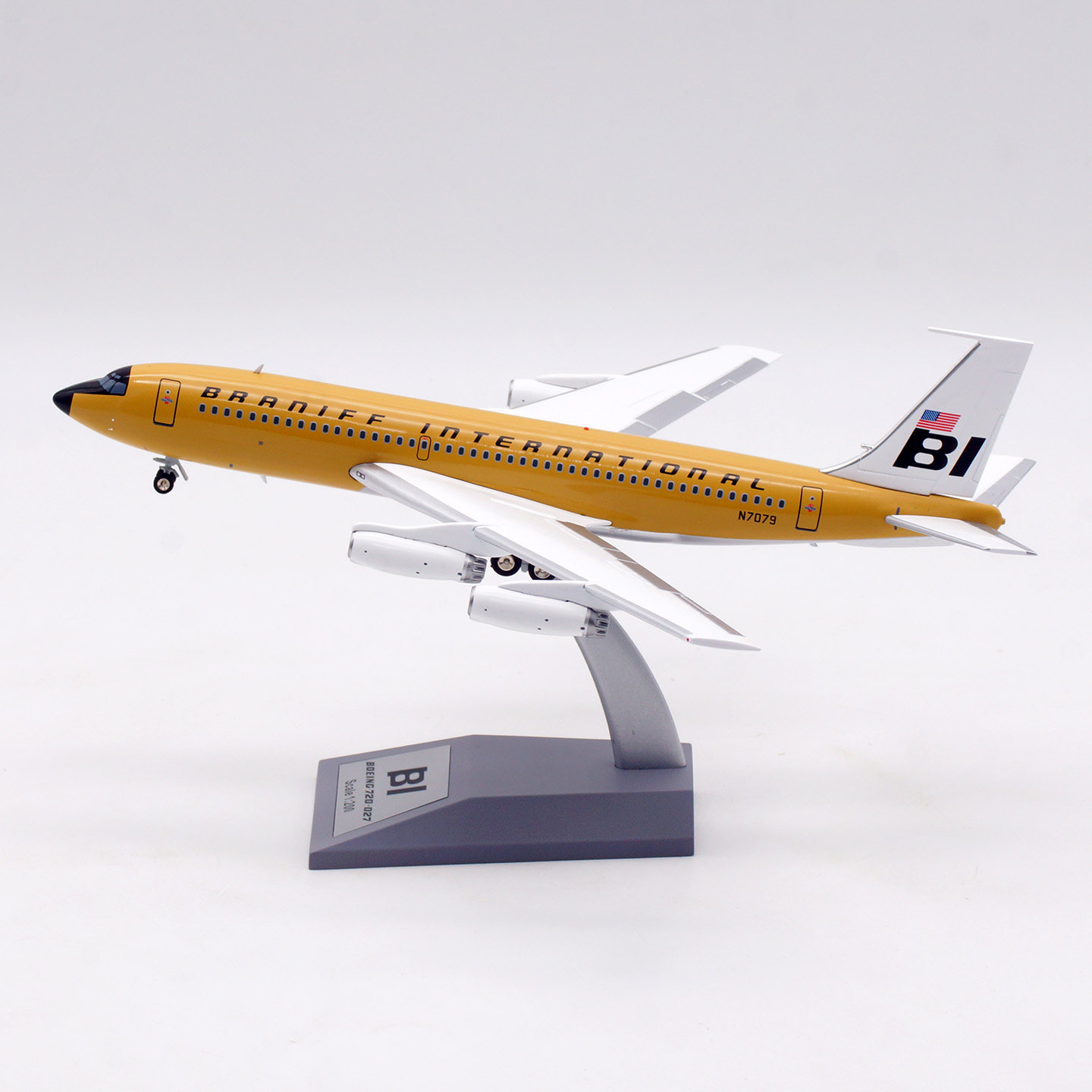 Inflight 1:200 布兰尼夫国际航空 波音B720 N7079 合金 飞机模型