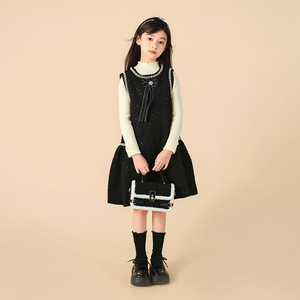女童小香风礼服秋冬2023新款童装亲子洋气珍珠点缀大童女孩连衣裙