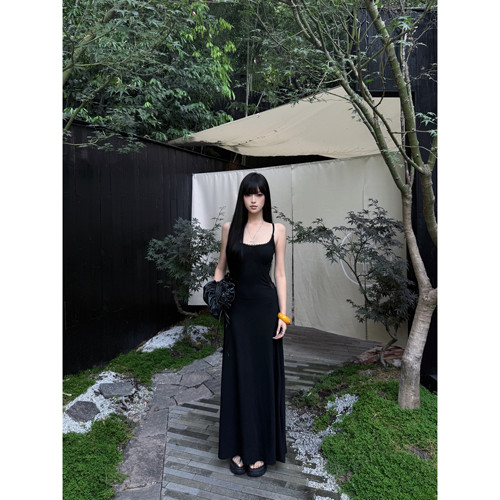 性感纯欲自带胸垫连衣裙女夏蕾丝拼接镂空气质收腰度假风吊带长裙