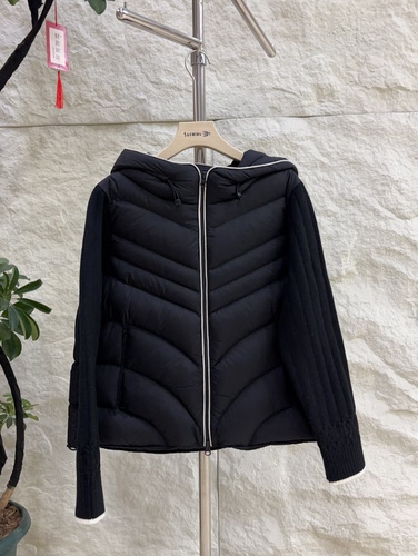 商场同款2026冬季新轻羽绒服女连帽针织袖拼接保暖外套潮9507安