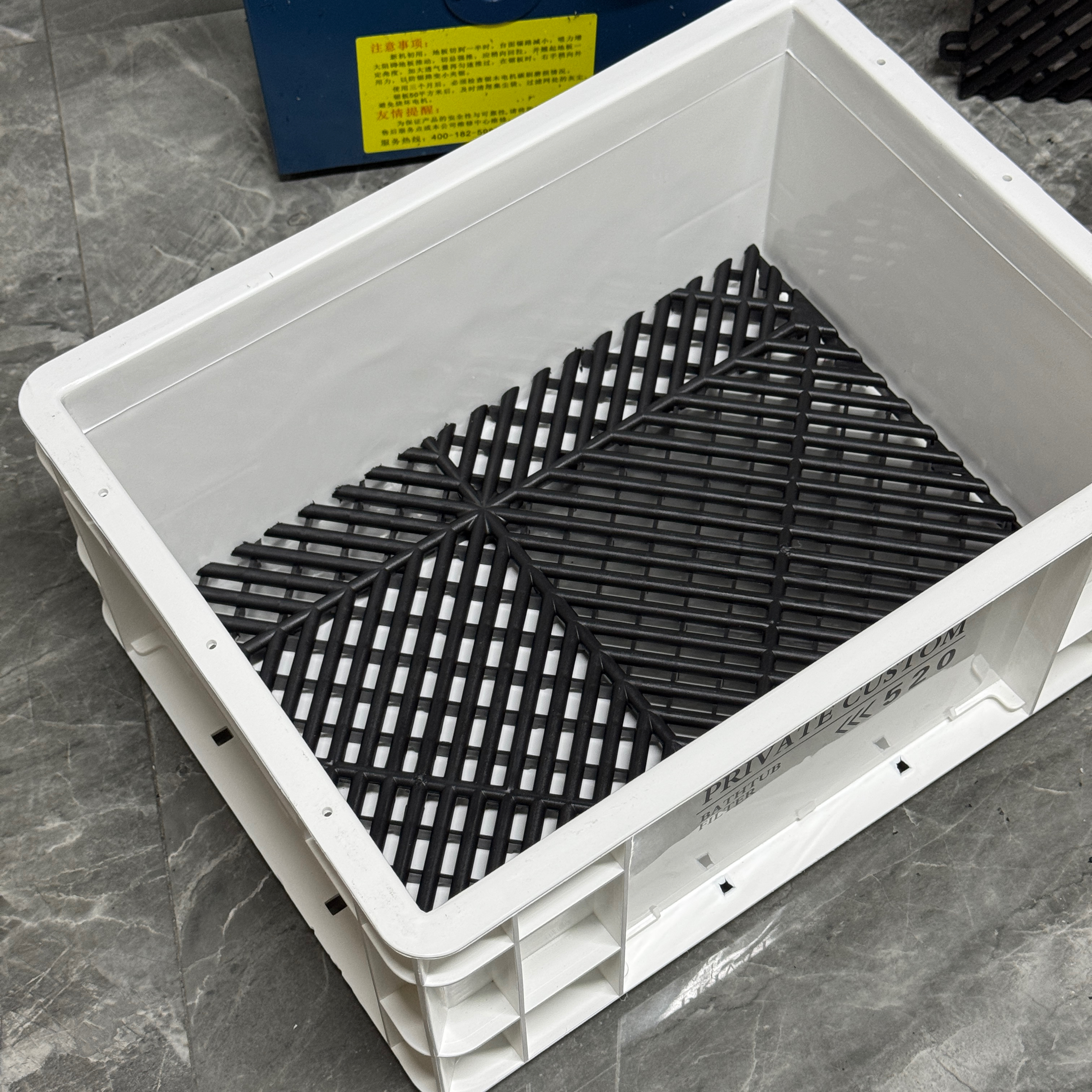 老灯泡工作室周转箱鱼缸过滤垫板