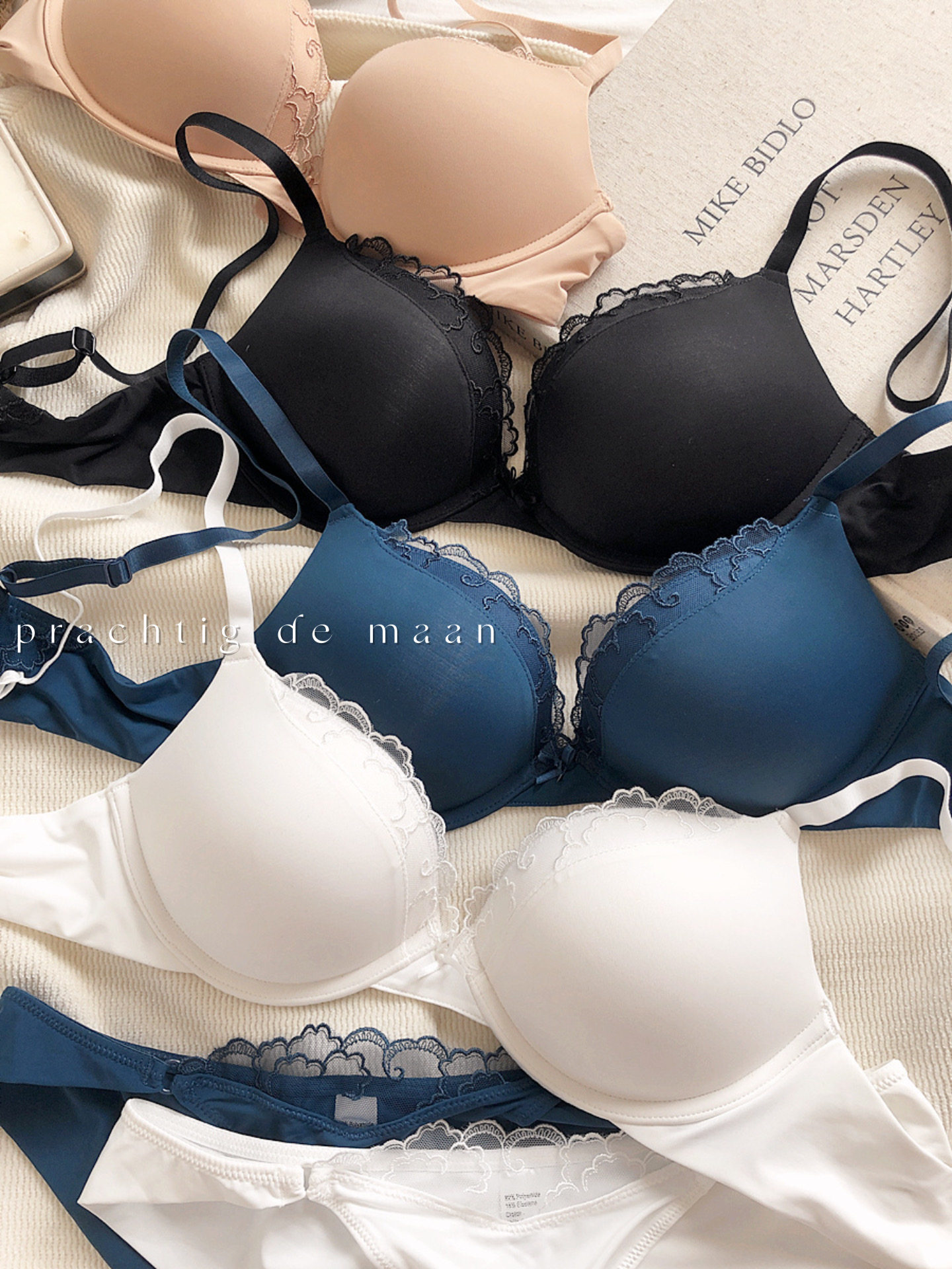 维多利亚性感蕾丝软钢圈无痕内衣小胸显大聚拢收副乳法式文胸套装