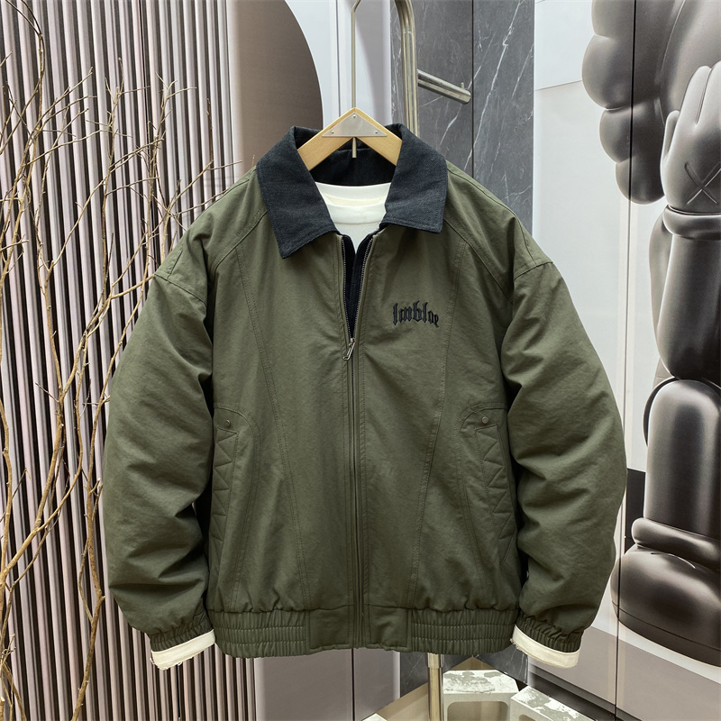 冬季新款复古休闲风翻领羽绒服