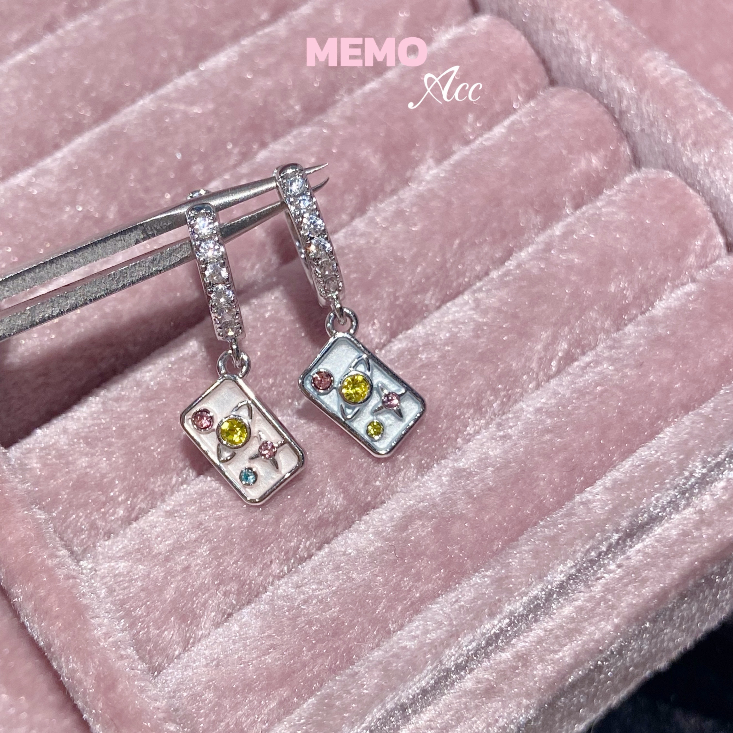 【MEMO】塔罗星球 粉蓝多巴胺设计感满钻直针耳扣E172