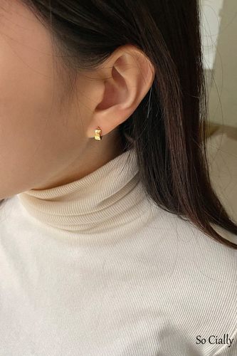 geegee窄条小巧可爱耳钉2色