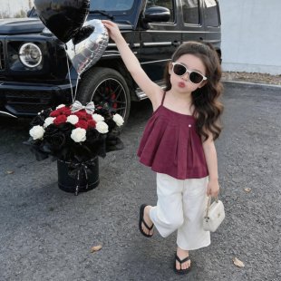 女童夏季套装2026新款女宝宝洋气时髦网红炸街超好看吊带夏日穿搭